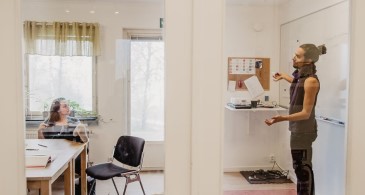 Fyra deltagare på folkhögskola.